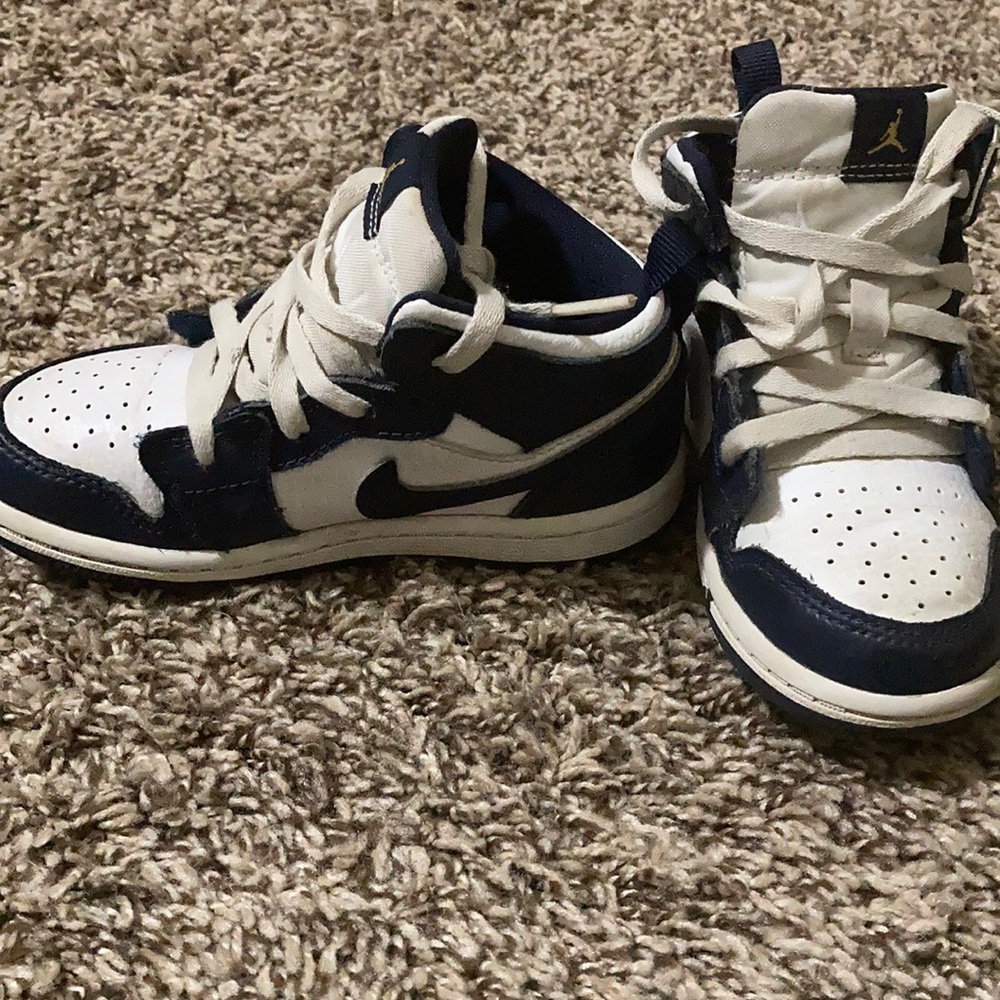 Nike shoes